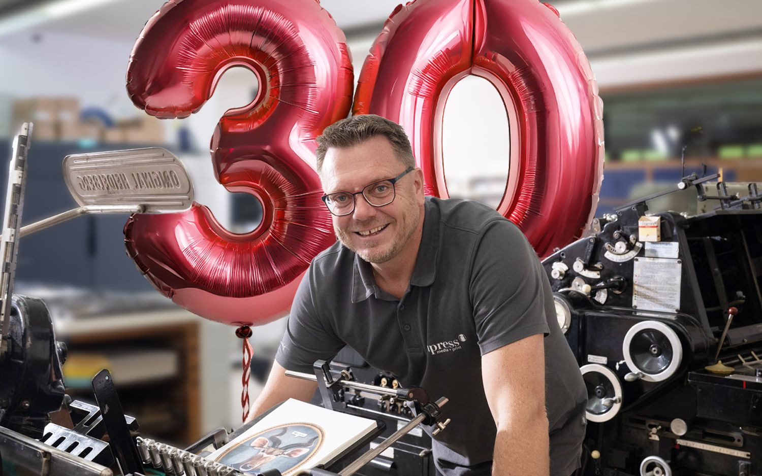 The monitor screen of an old computer with a Wi-Fi symbol and a hand finger like. The concept of modern retro technologies and communication in social networks. High quality photo